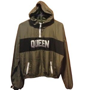 Queen Windbreaker w/Hoodie 